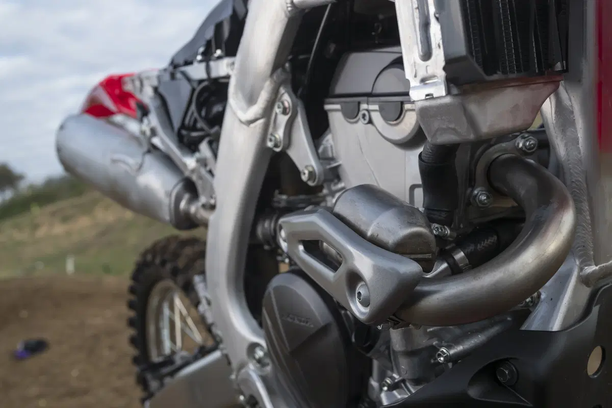 Honda CRF250R 2018 TEST: allungo da holeshot (24)