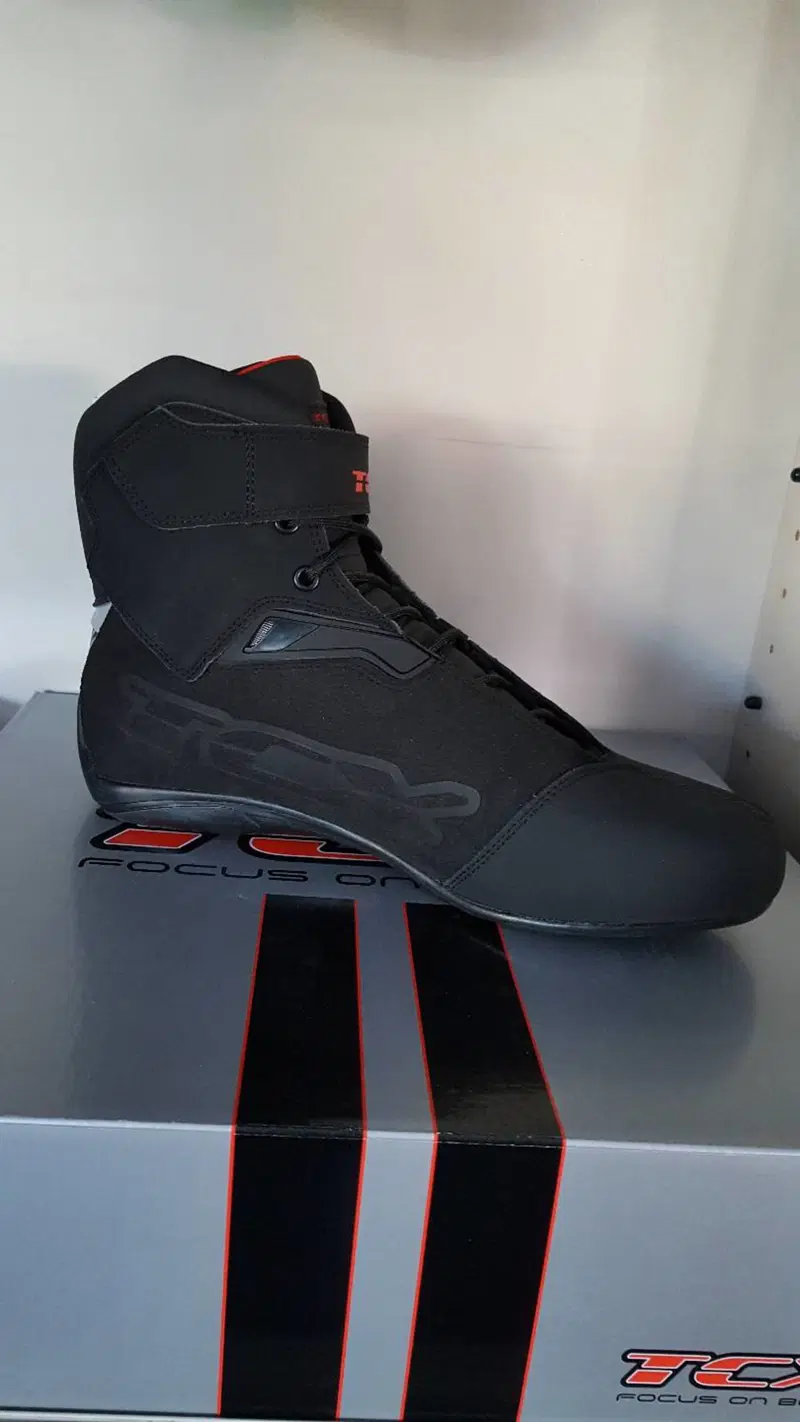 STIVALETTO SCARPA NERO WATERPROOF!!!DA SCONTARE!!! Tcx focus on boots (2)