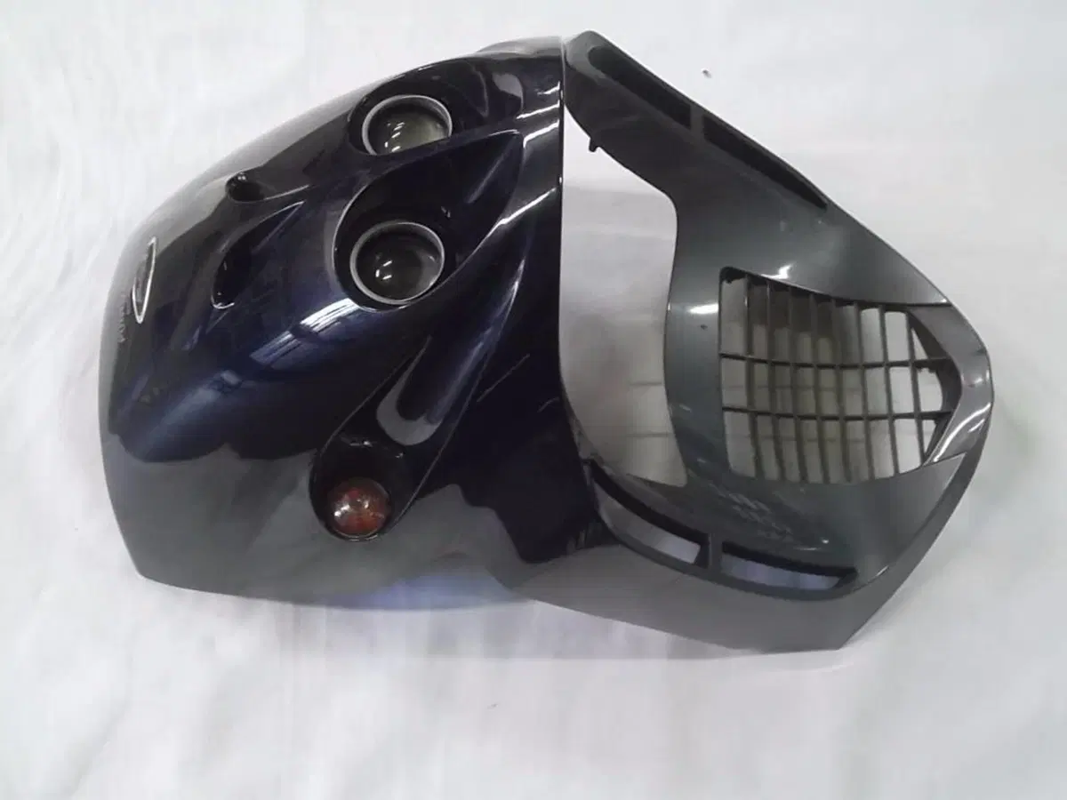 CARENA SCUDO ANTERIORE Malaguti F12 PHANTOM MAX (2)