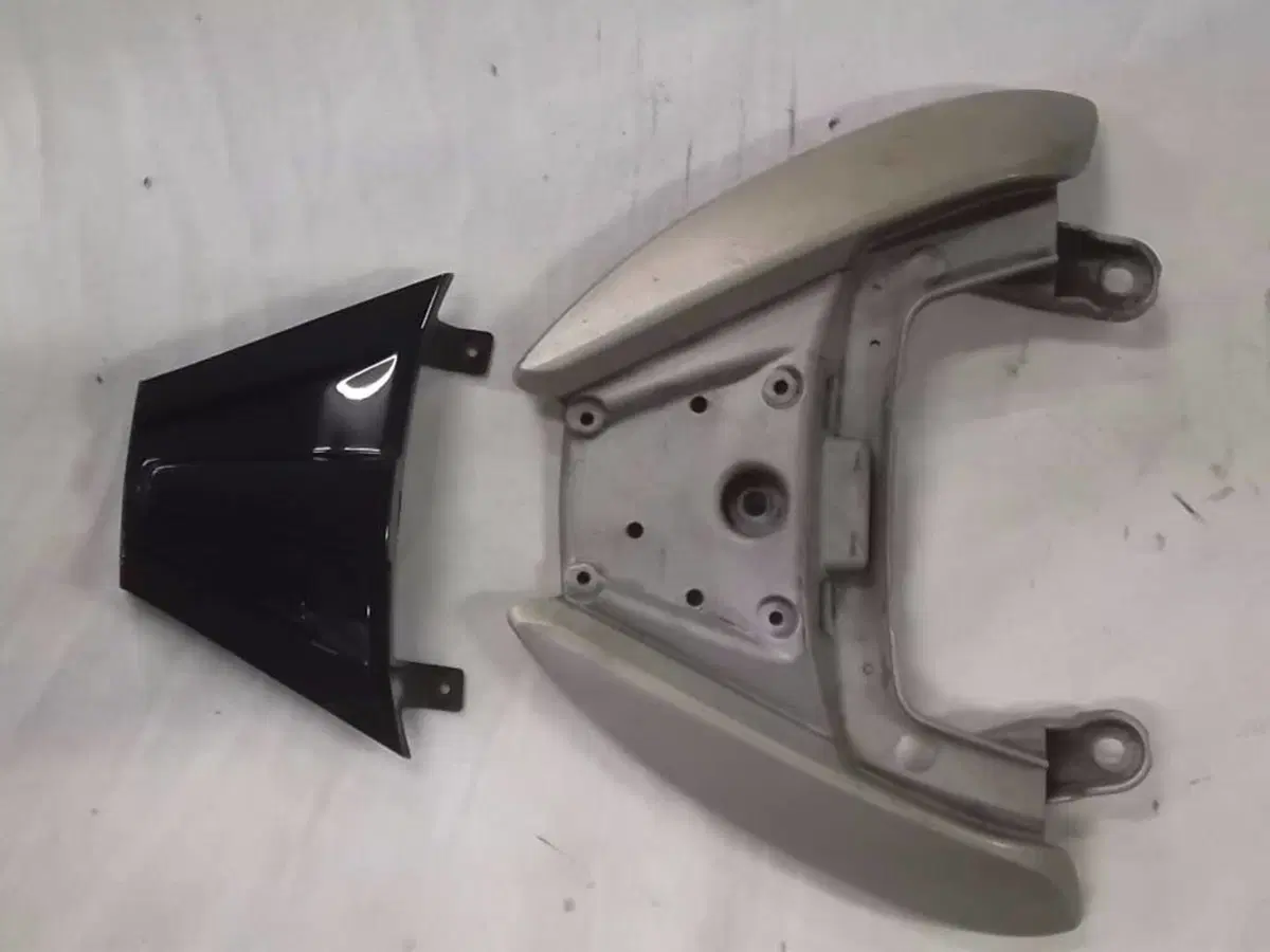PORTAPACCO Malaguti F12 PHANTOM MAX (3)