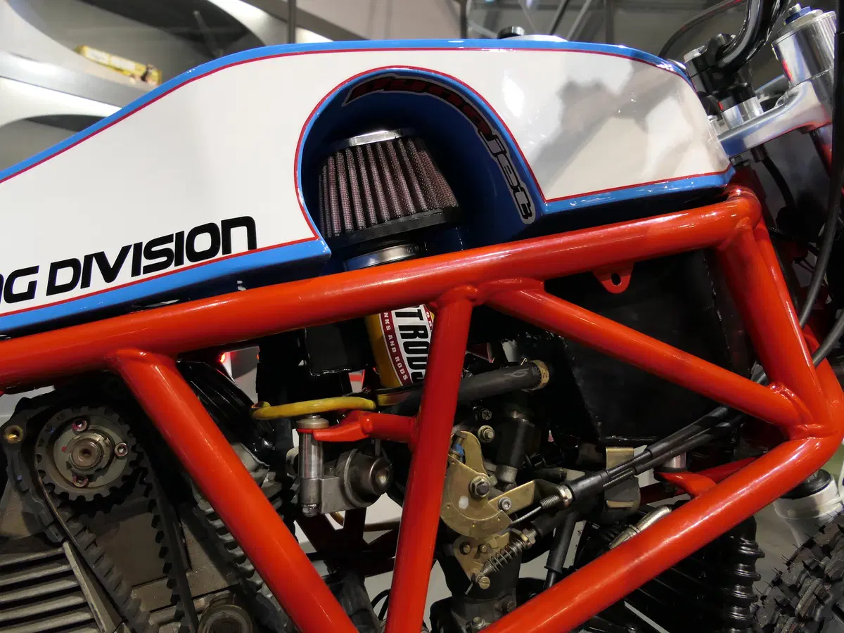 Officine Caravà: Home Made Motorcycles (10)
