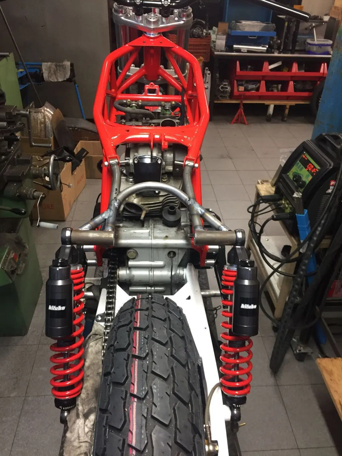 Officine Caravà: Home Made Motorcycles (8)