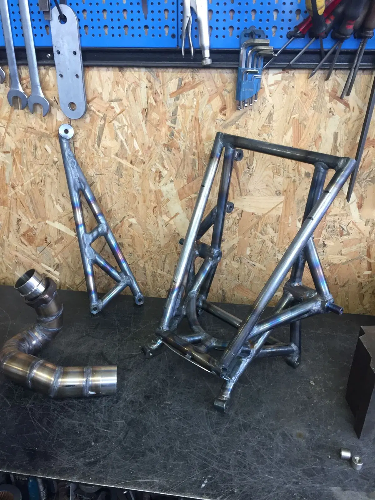 Officine Caravà: Home Made Motorcycles (14)