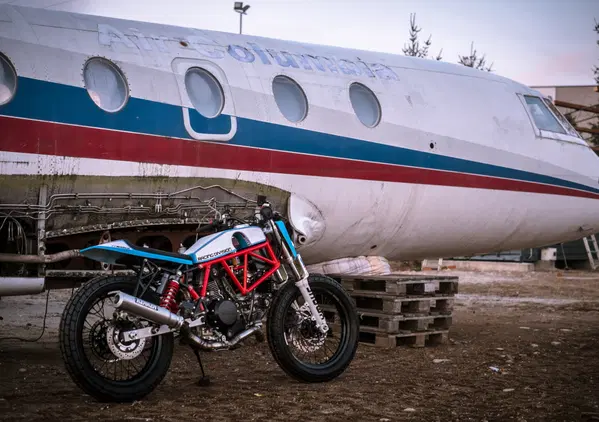 Officine Caravà: Home Made Motorcycles.