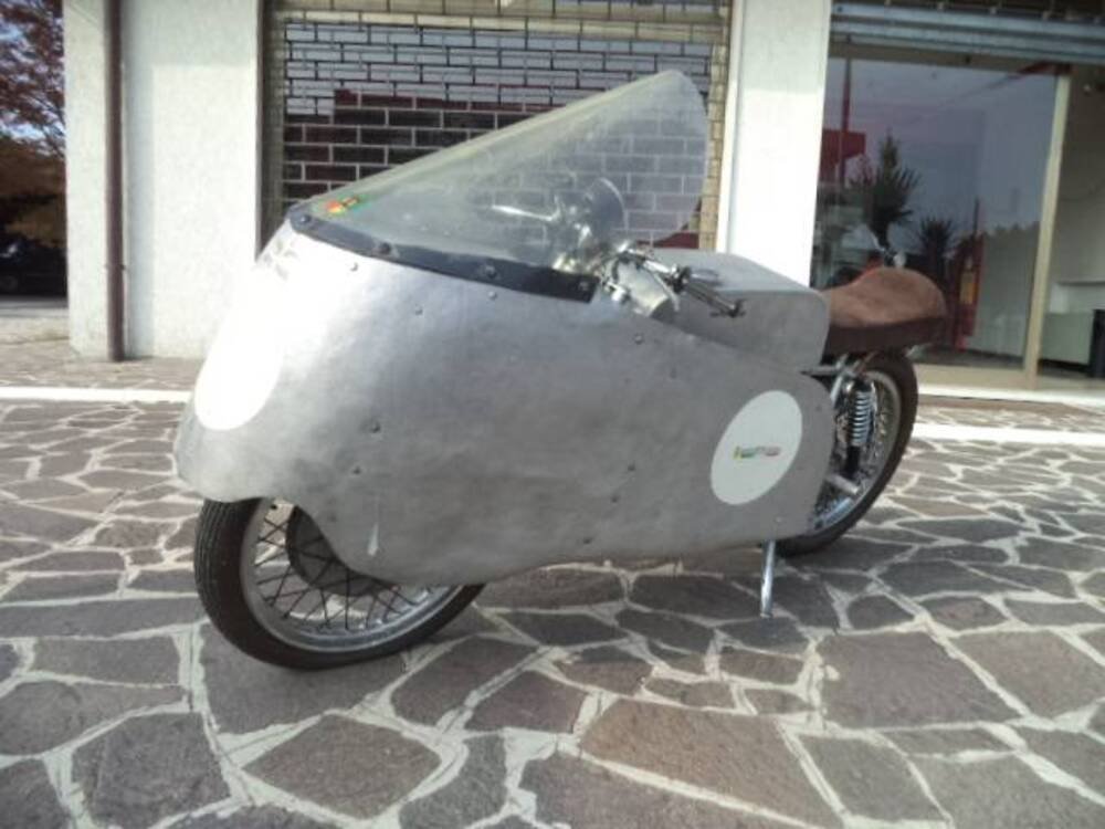 Moto Guzzi 500 CARENA CAMPANA (5)