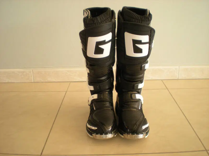 Stivale SG 10 Black Gaerne