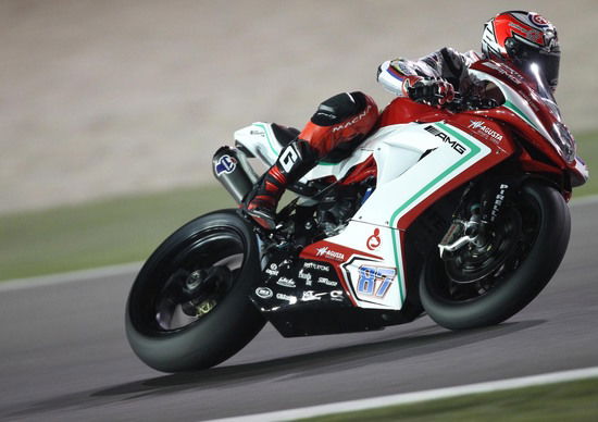 Forward con MV Agusta in SBK. Tester d'eccezione: Melandri