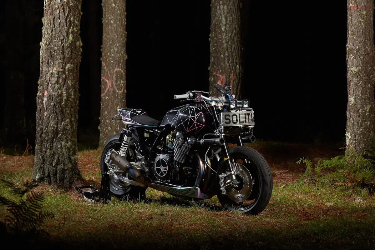 Yamaha XJR 1300 Big Bad Wolf El Solitario (4)