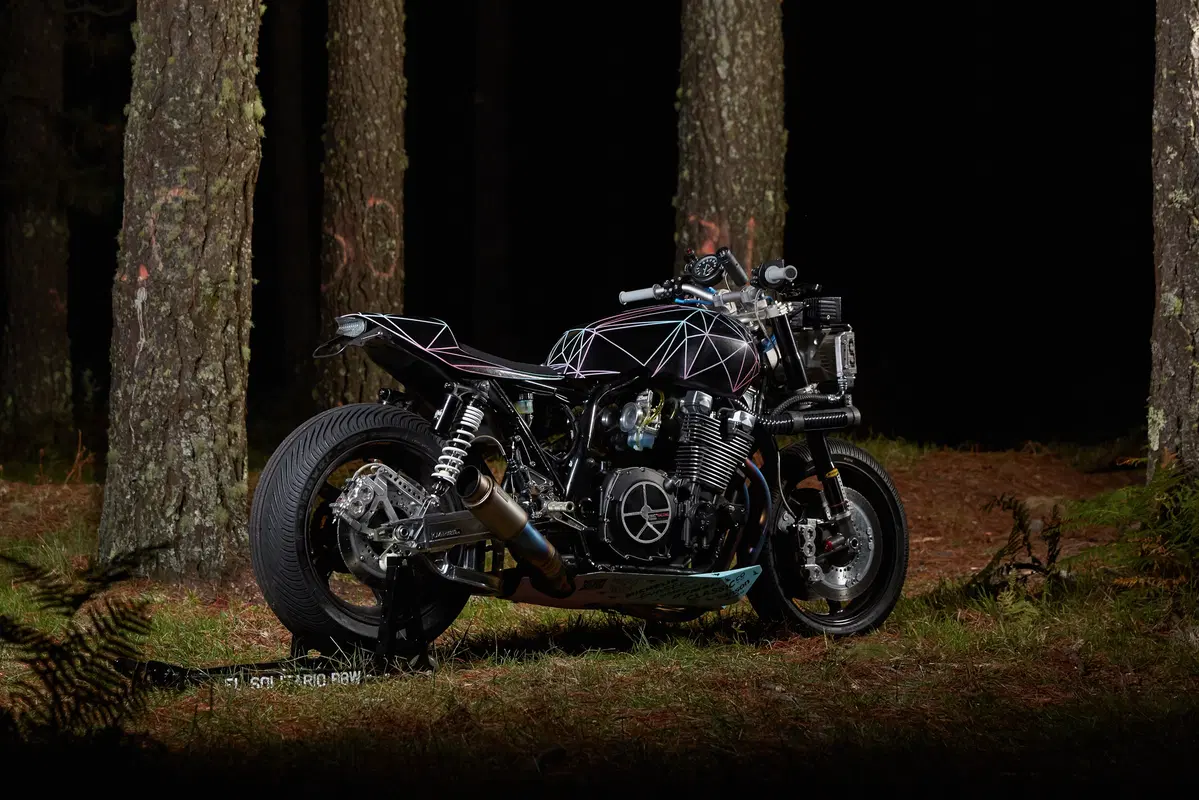 Yamaha XJR 1300 Big Bad Wolf El Solitario (6)
