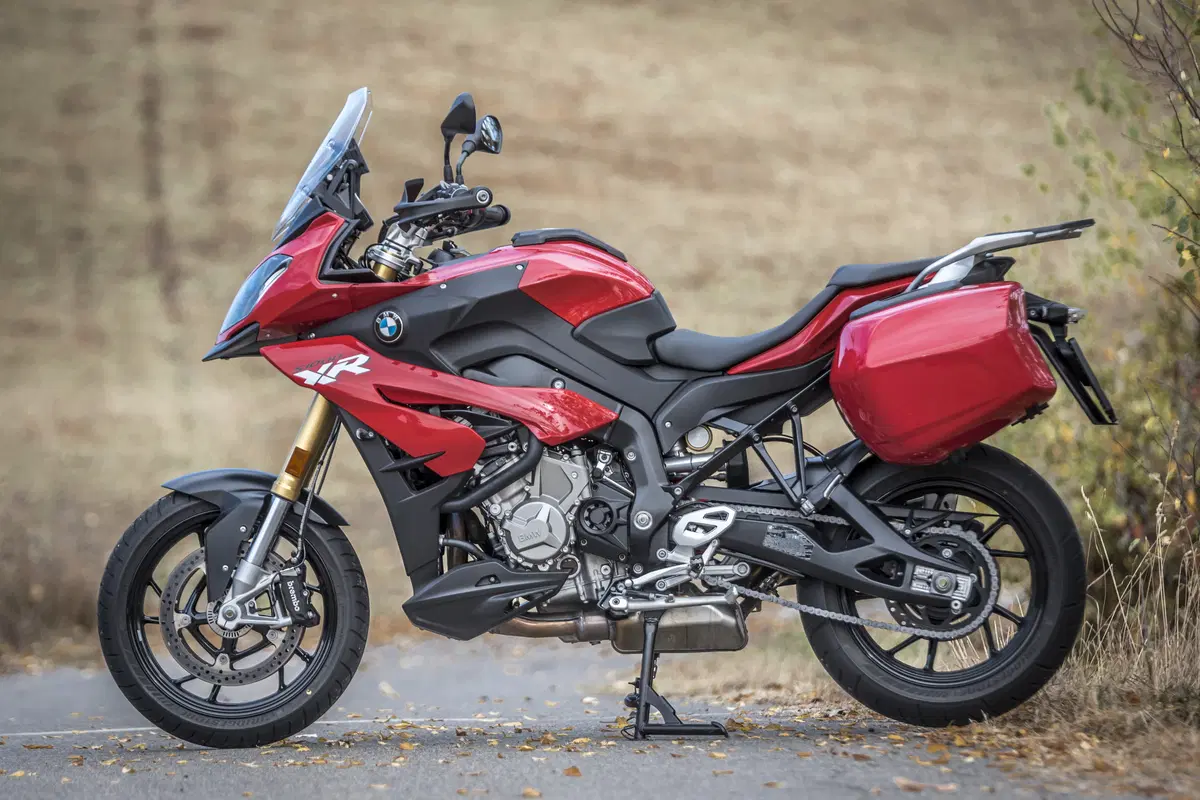 BMW S1000XR 2017 TEST: più cv, meno vibrazioni (8)