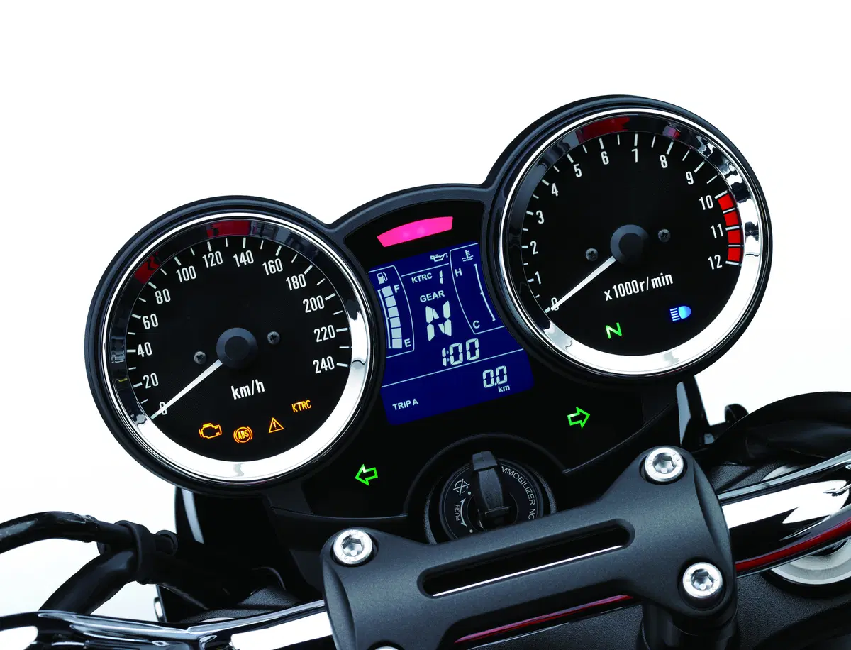 Kawasaki Z 900 RS Z 900 RS (2018 - 20) (25)