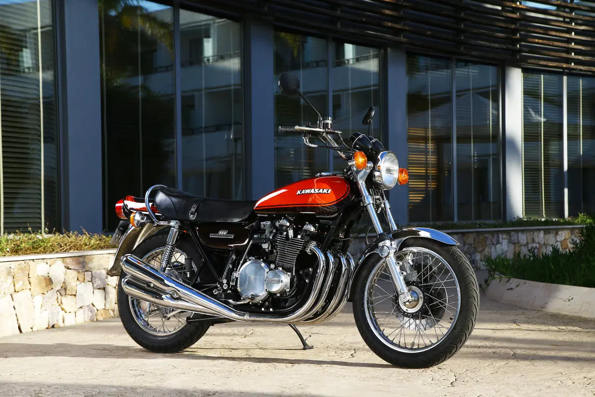 Kawasaki Z900RS: Retrò ma non troppo (27)