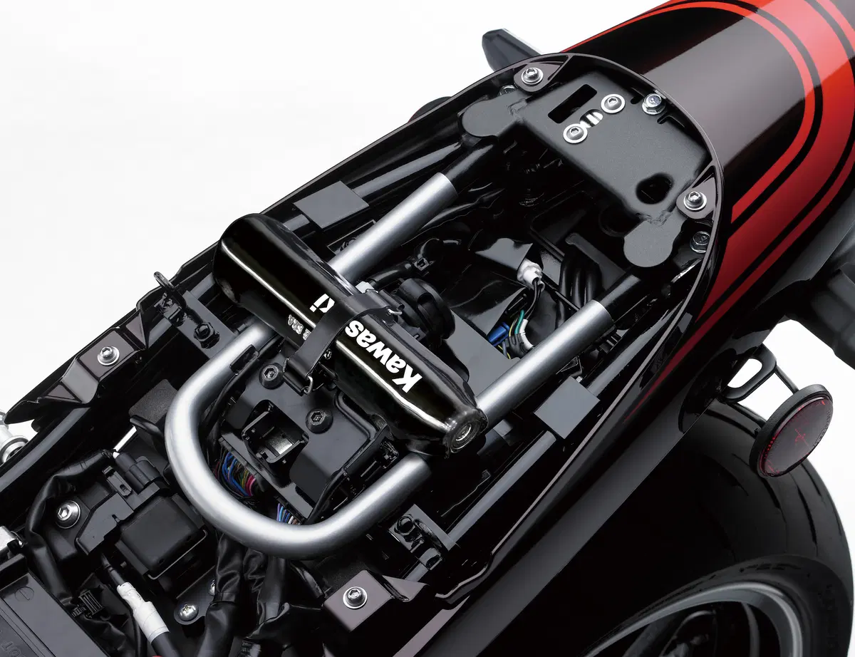 Kawasaki Z900RS: Retrò ma non troppo (33)