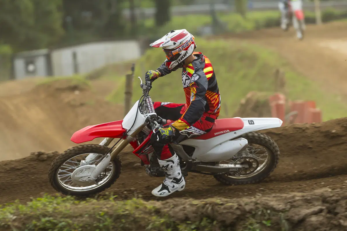 Honda CRF 250 e 450 2016 (8)