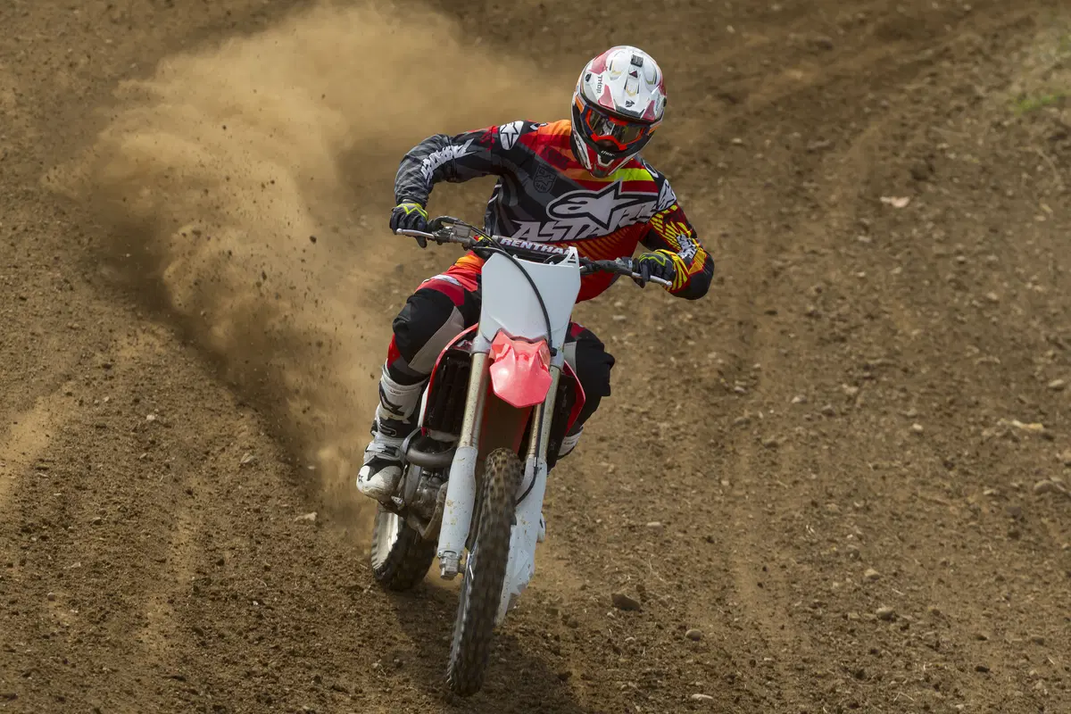 Honda CRF 250 e 450 2016 (12)