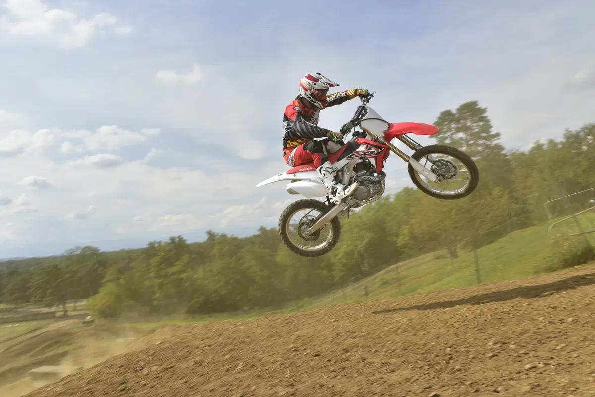 Honda CRF 250 e 450 2016 (16)