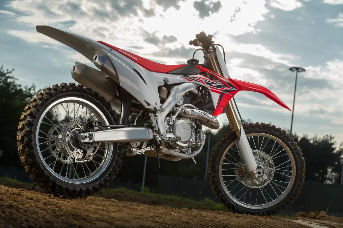 Honda CRF 250 e 450 2016 (17)