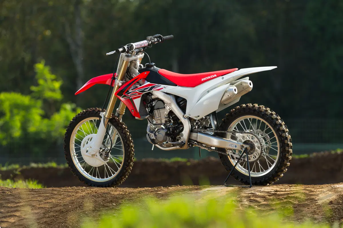 Honda CRF 250 e 450 2016 (18)