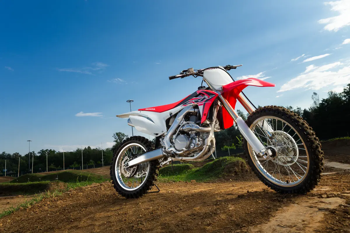Honda CRF 250 e 450 2016 (20)
