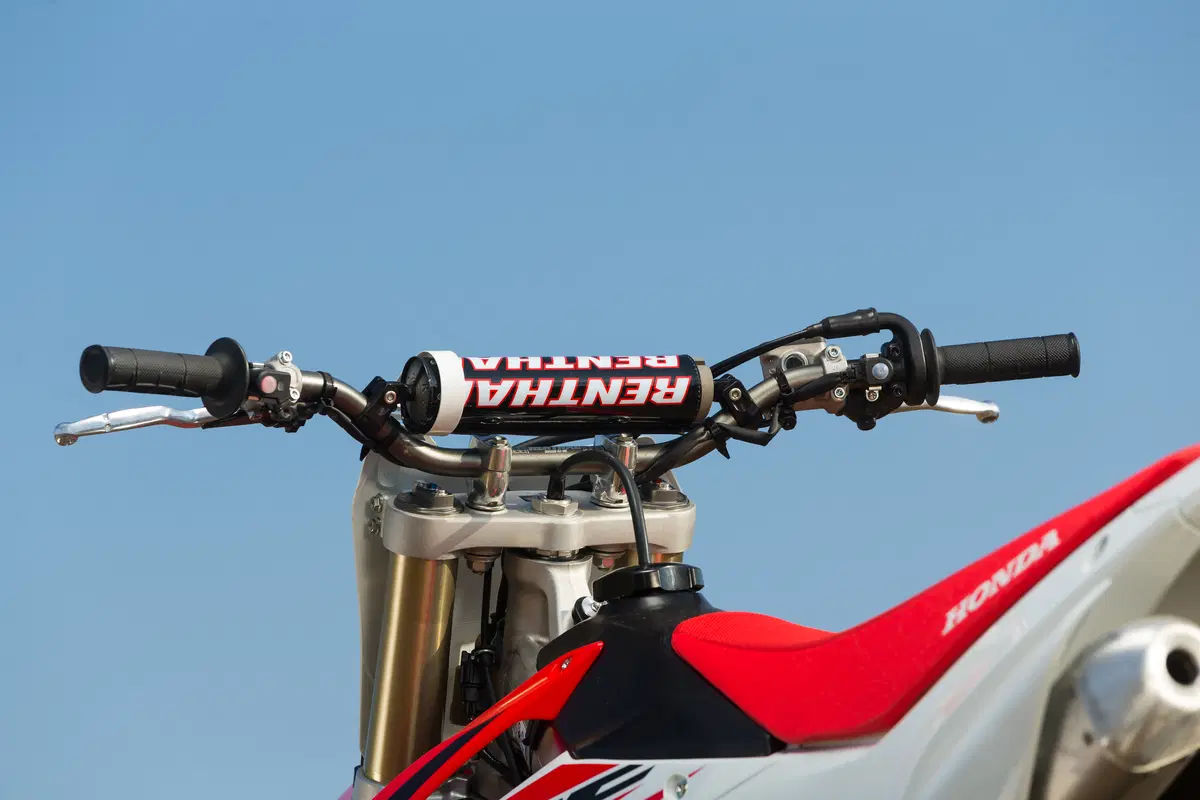 Honda CRF 250 e 450 2016 (24)
