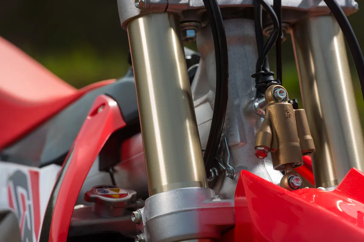 Honda CRF 250 e 450 2016 (32)