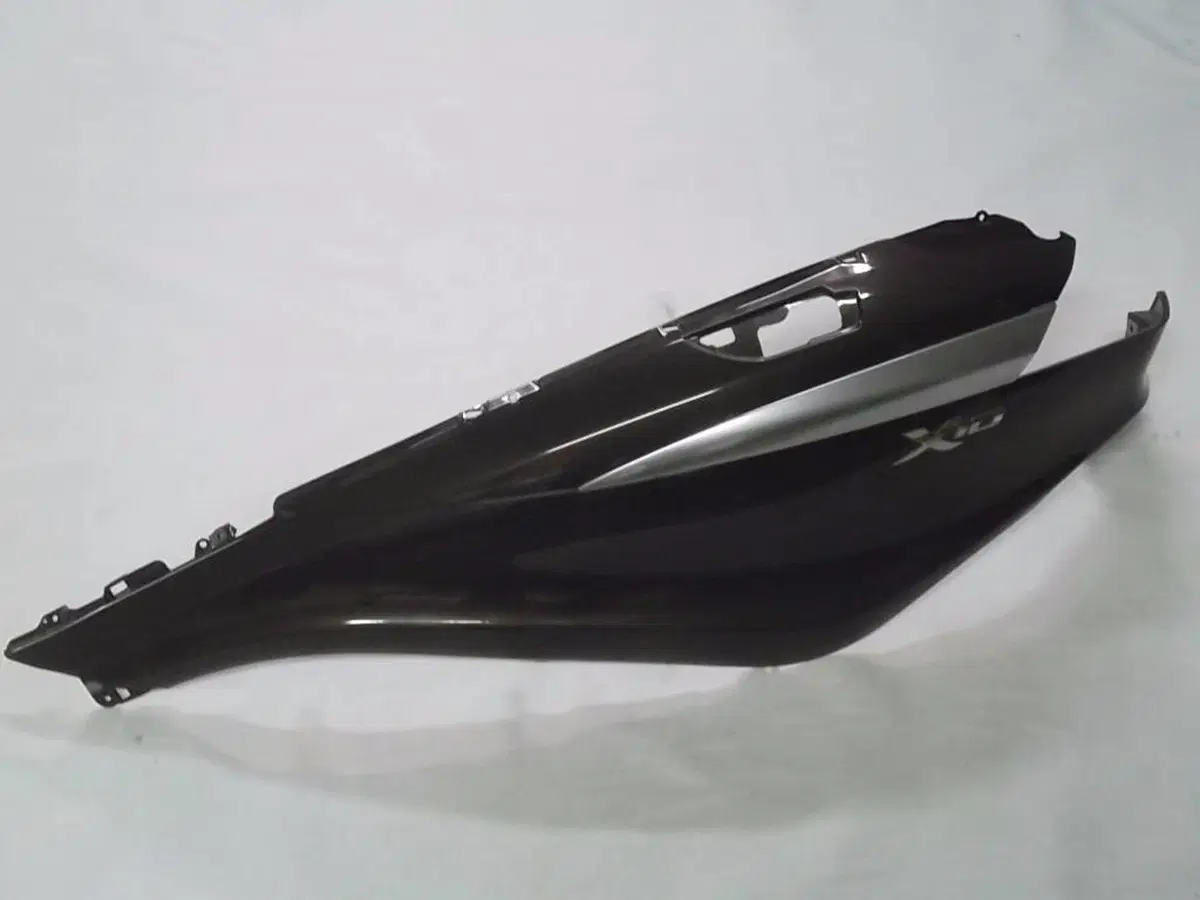 CARENA POSTERIORE SX Piaggio X10
