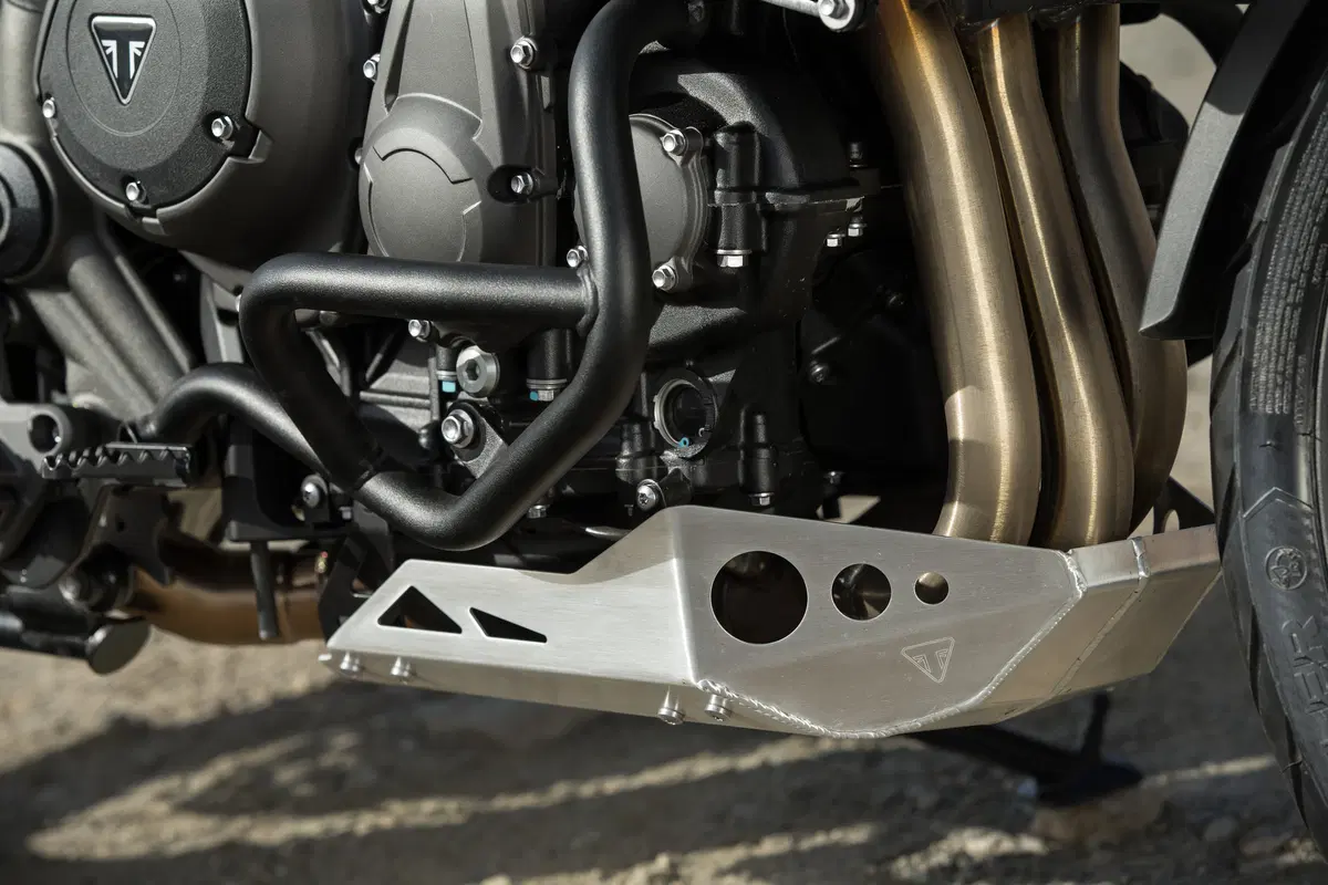 Triumph Tiger 1200 XC e XR 2018 TEST: dotazione elettronica super (15)