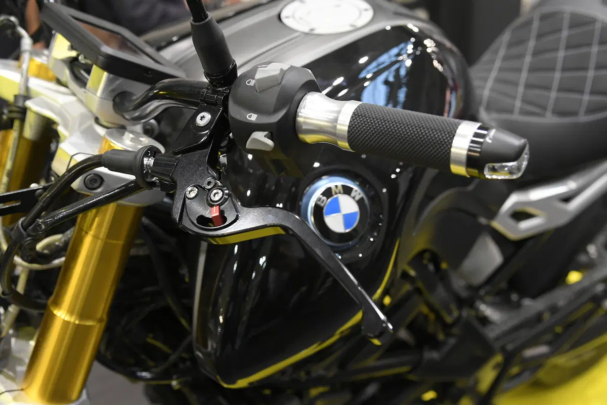 Le BMW G 310 di IED Milano giudicate da Edgar Heinrich (8)