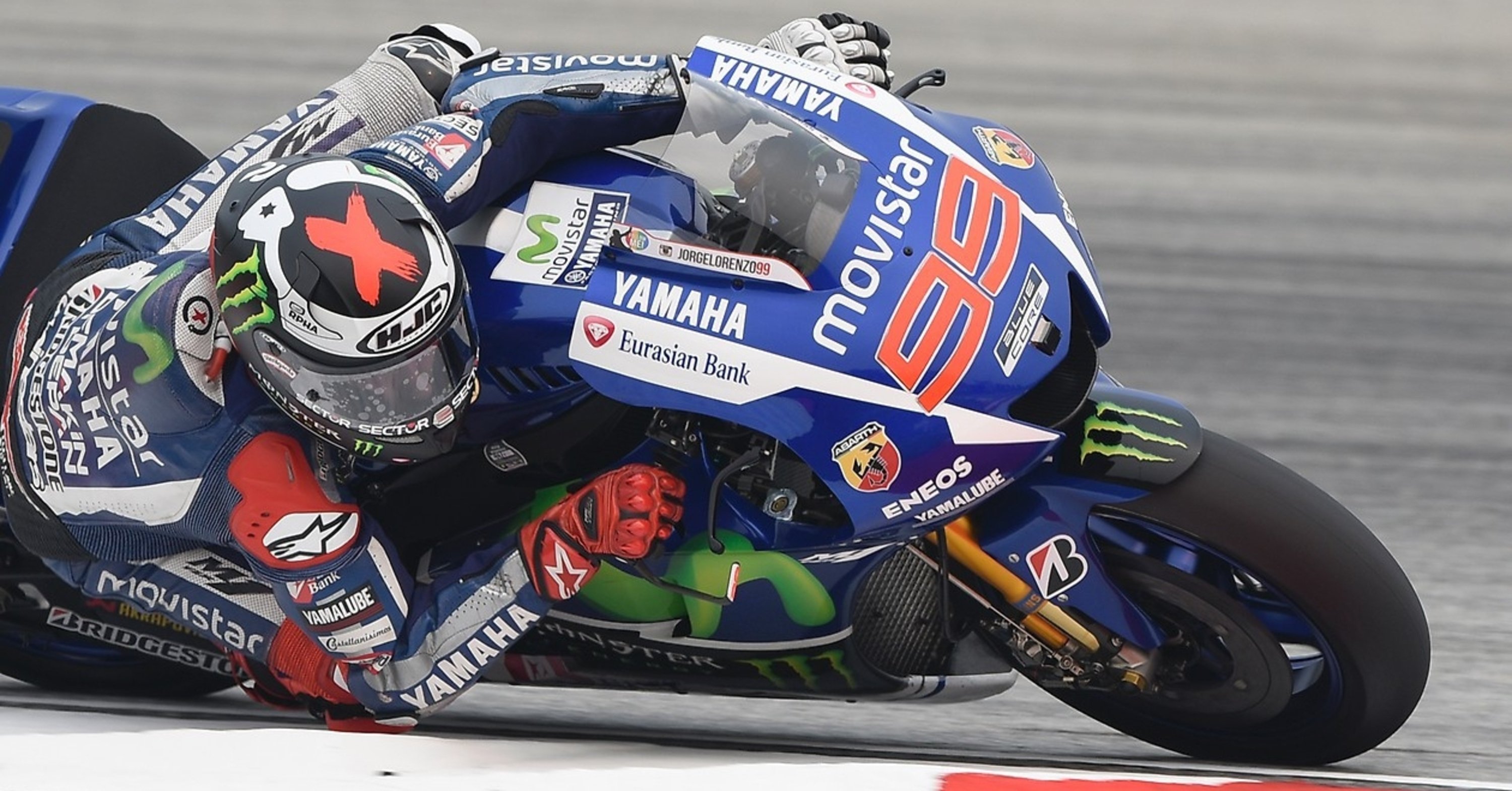 MotoGP, Sepang 2015. Lorenzo: &quot;Rossi prova a influenzare gli altri piloti&quot;
