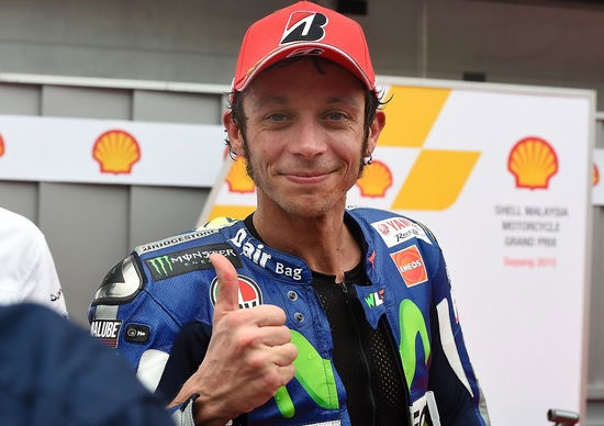 MotoGP, Sepang 2015. Rossi: Speriamo che Marquez faccia la sua gara