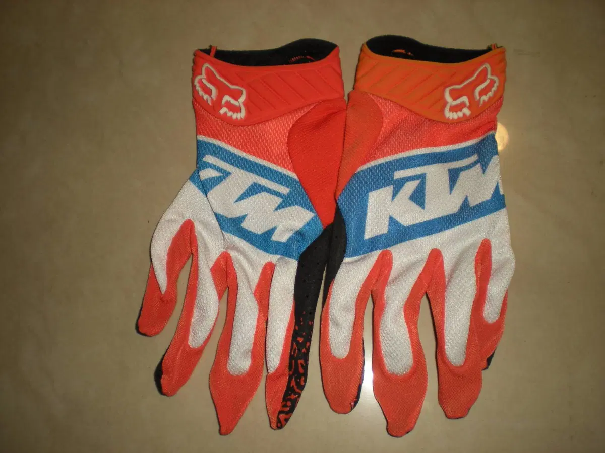 Guanti Airline Ktm