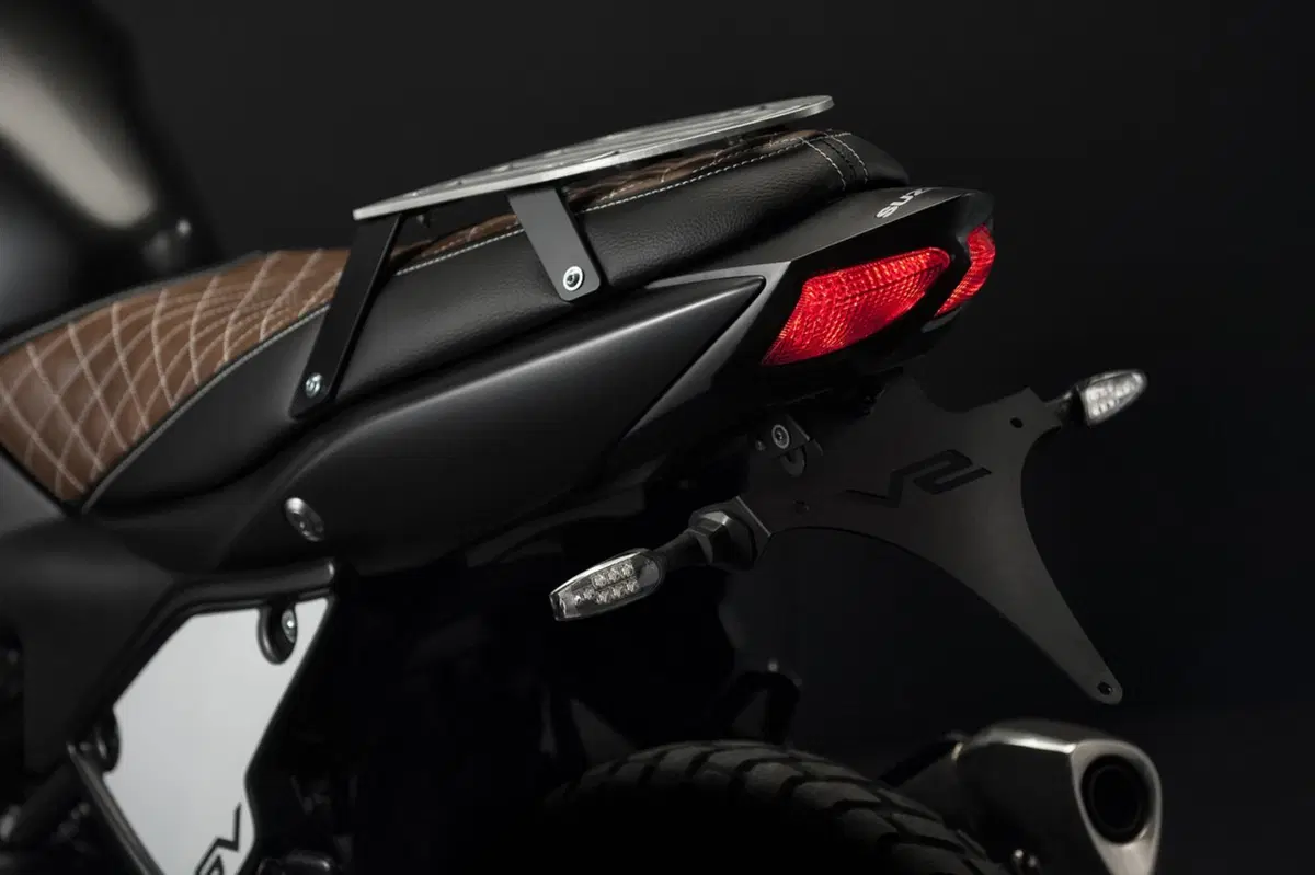 C-Racer per la Suzuki SV 650 (5)