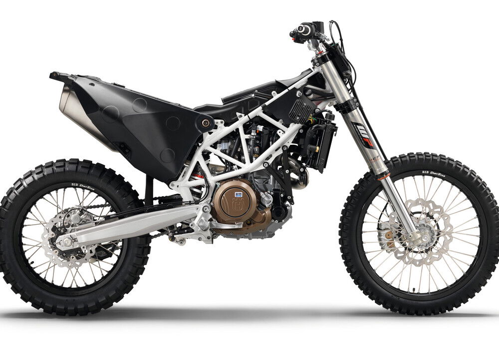 Husqvarna 701 Enduro (2016) (4)