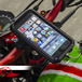 Free Spirits: supporto smartphone Triumph Bonneville SE