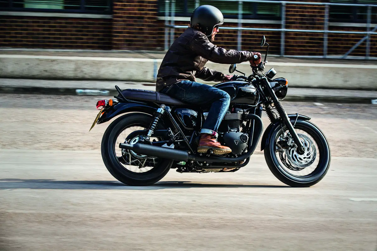 Triumph Bonneville T120 2016 (8)