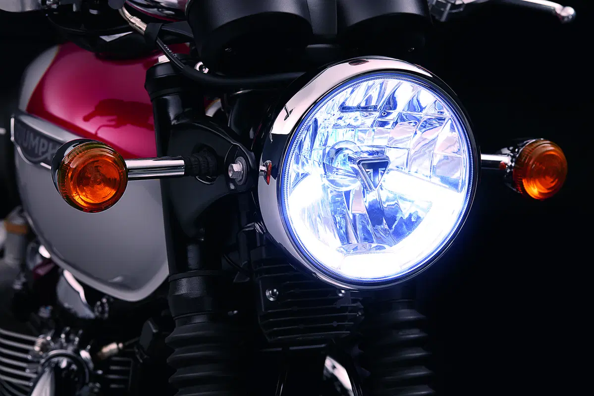 Triumph Bonneville T120 2016 (7)