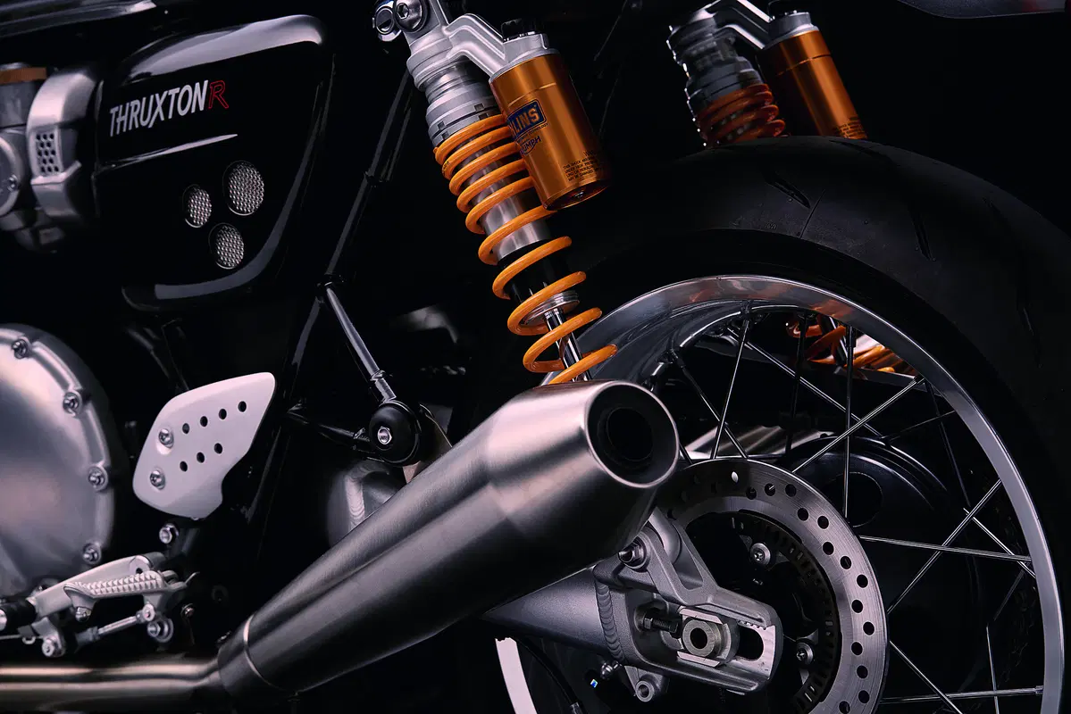 Triumph Thruxton e Thruxton R 2016 (16)