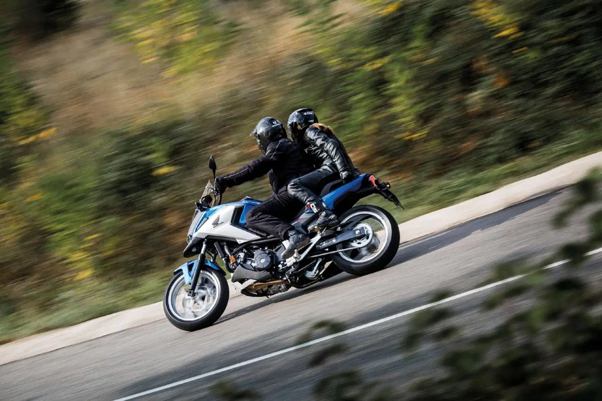 Honda NC750X e NC400X 2016
