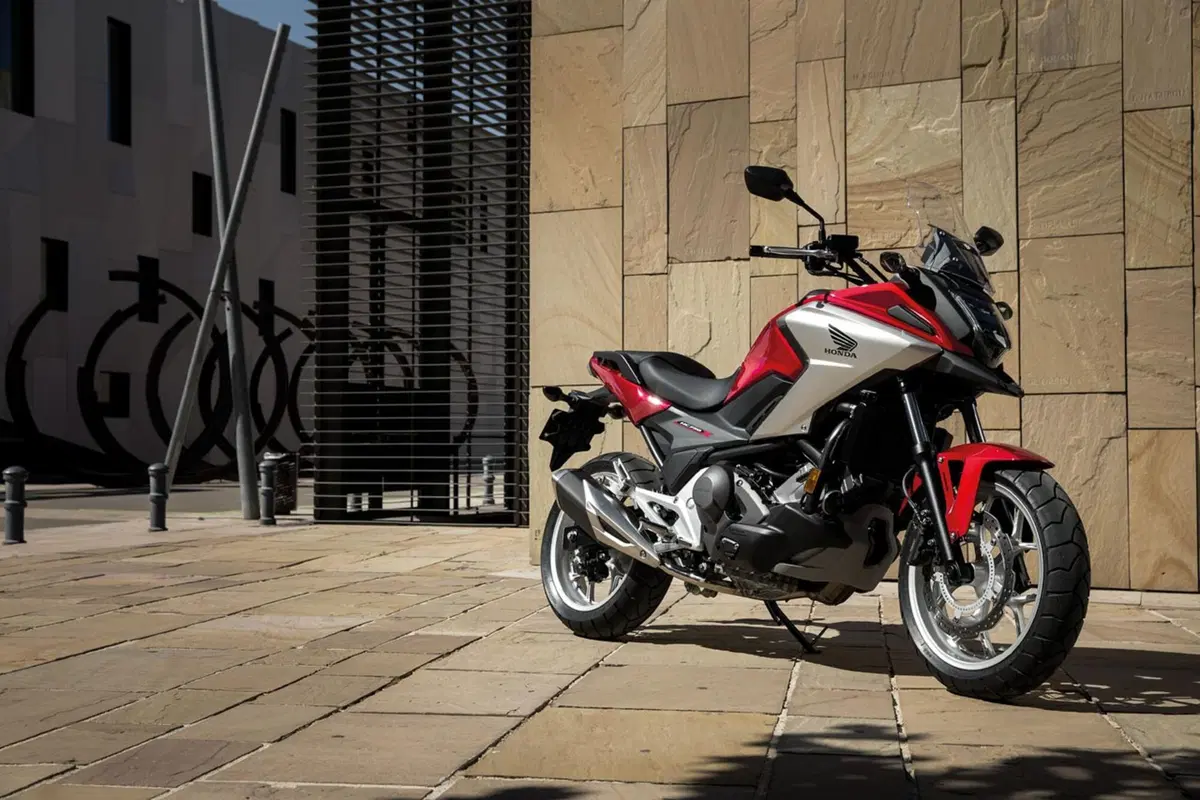 Honda NC750X e NC400X 2016 (5)