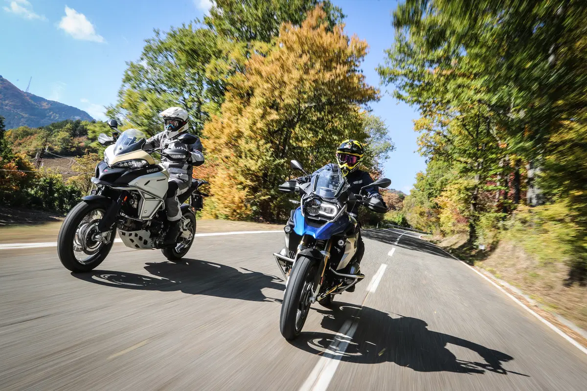 BMW R1200GS Rallye vs Ducati Multistrada 1200 Enduro Pro (19)