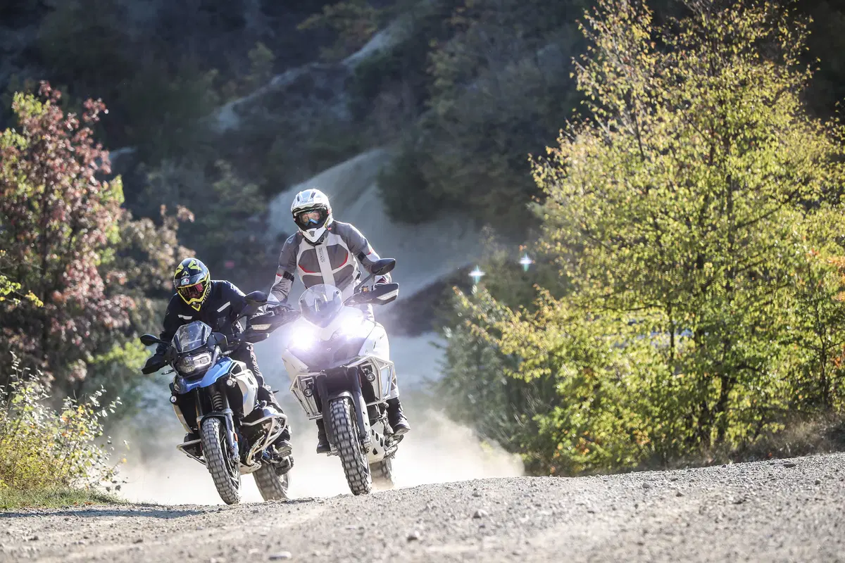 BMW R1200GS Rallye vs Ducati Multistrada 1200 Enduro Pro (22)