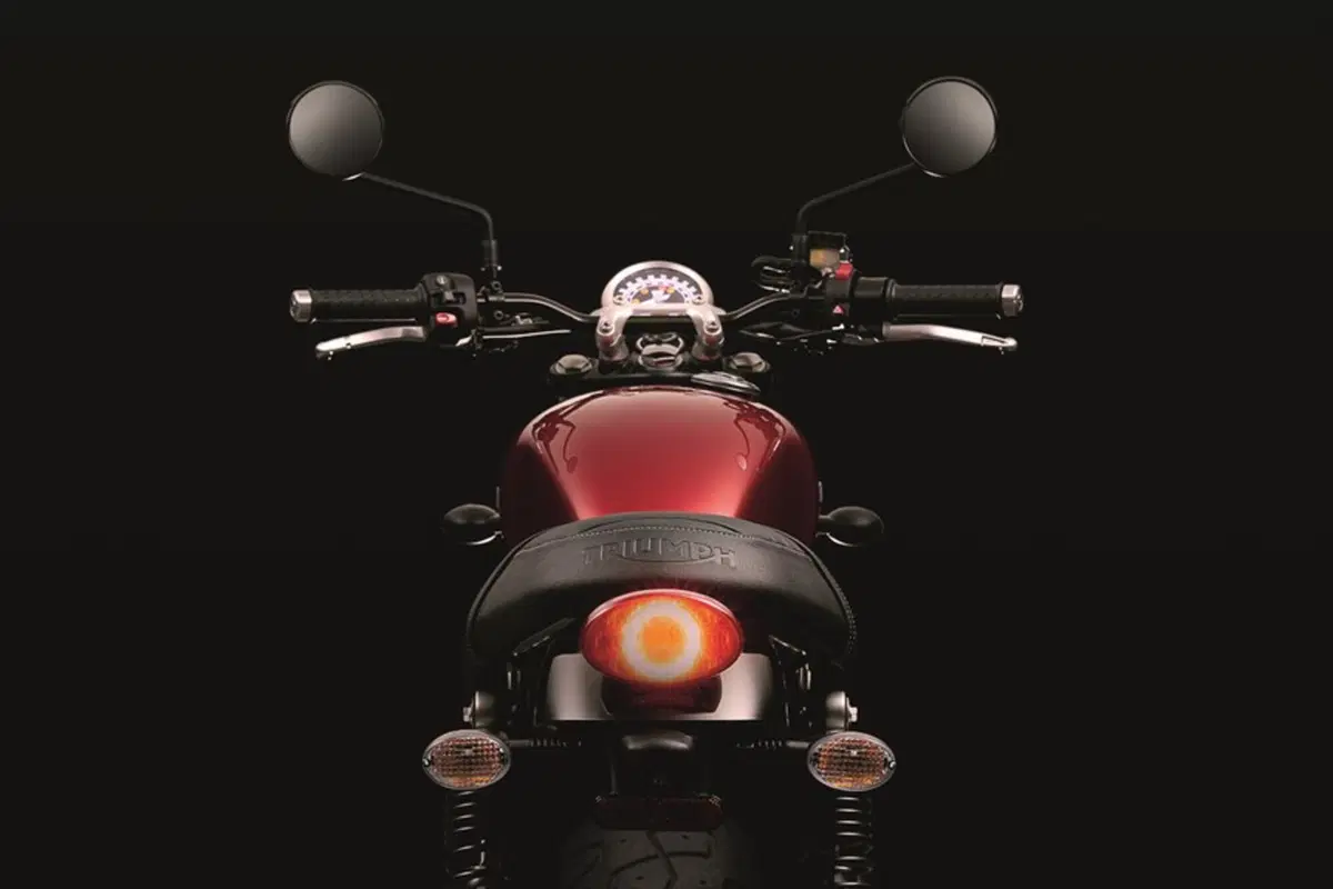 Triumph Street Twin Street Twin 900 (2016) (7)