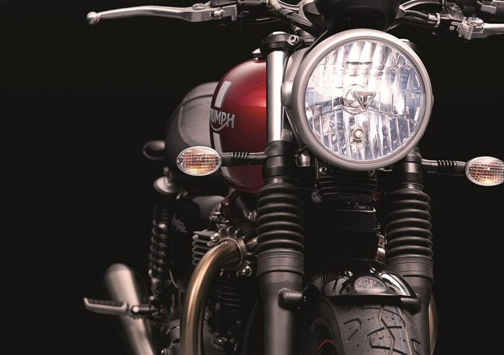 Triumph Street Twin 900 (2016) (5)