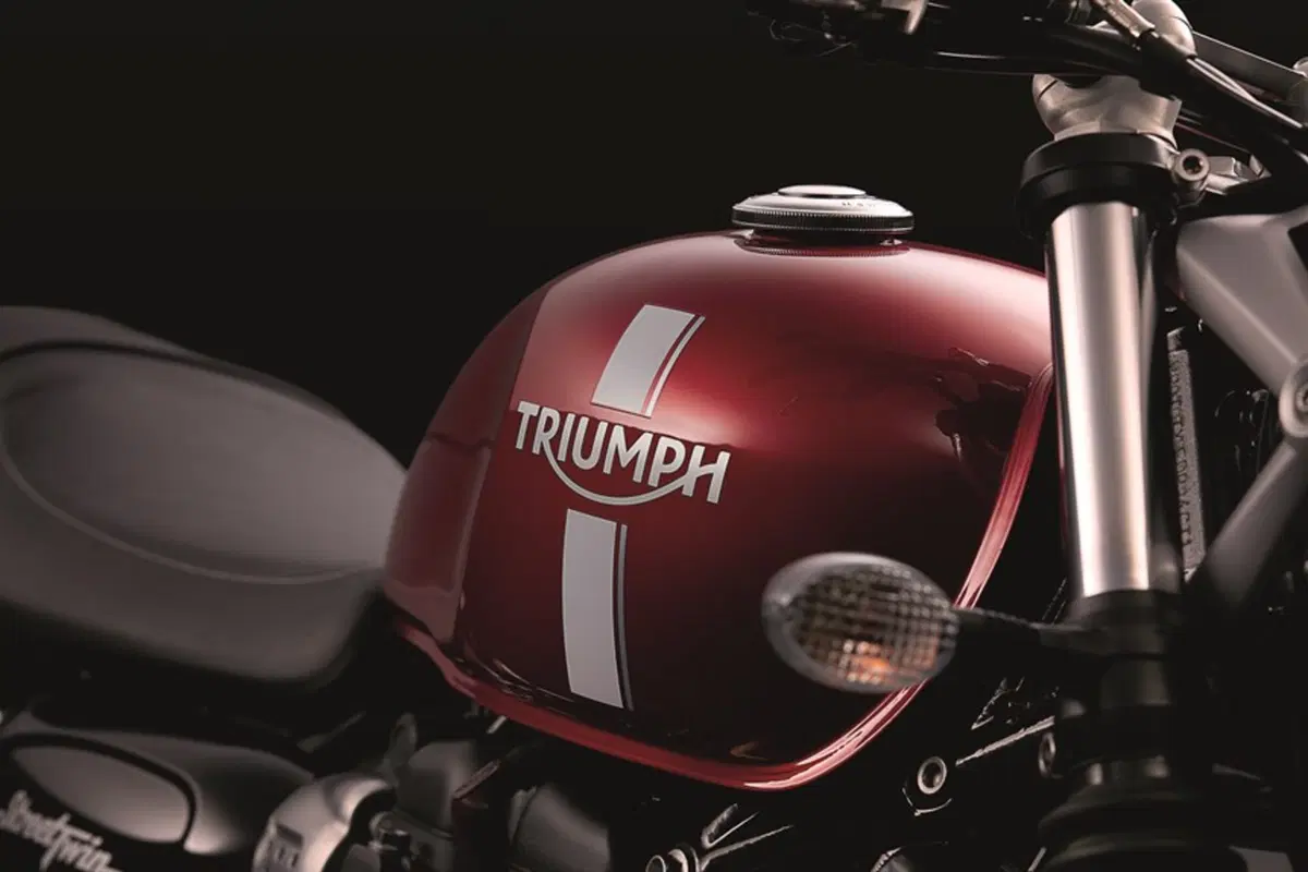 Triumph Street Twin Street Twin 900 (2016) (12)