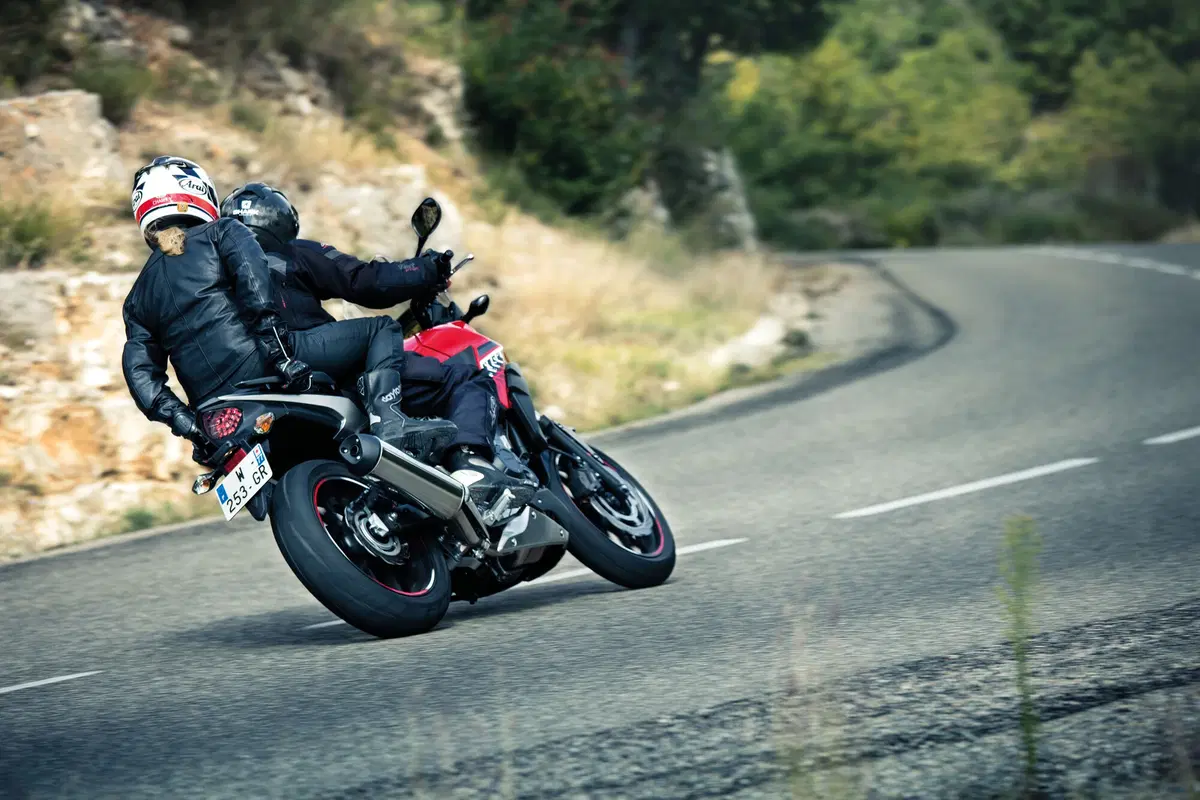 Honda CB500X 2016 (4)