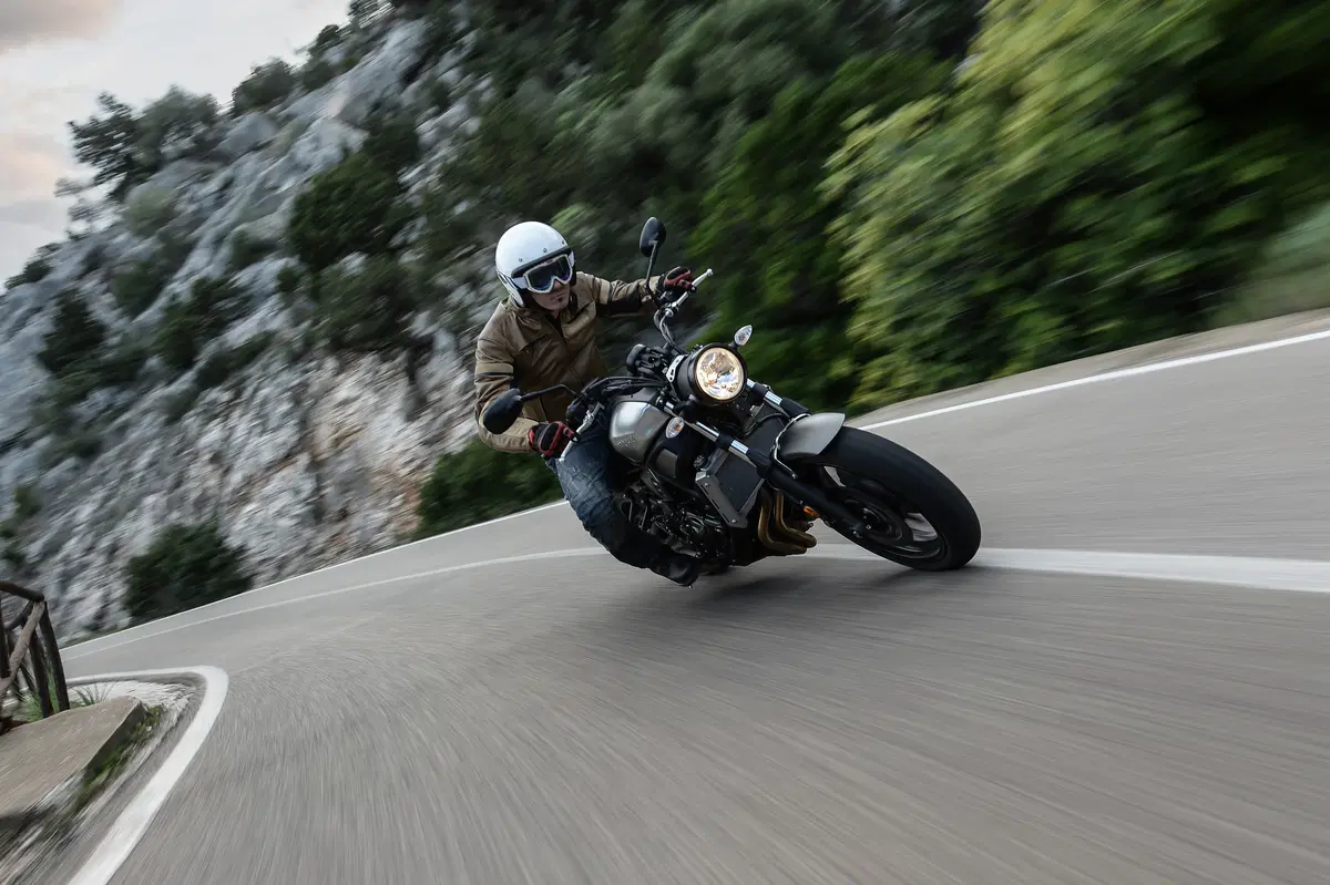 Yamaha XSR 700 (20)