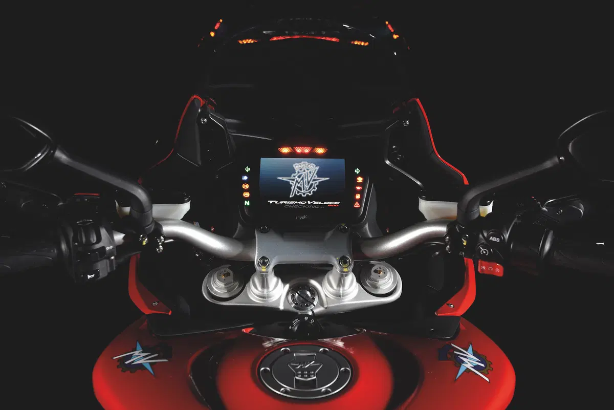 MV Agusta Turismo Veloce Lusso 800 (3)