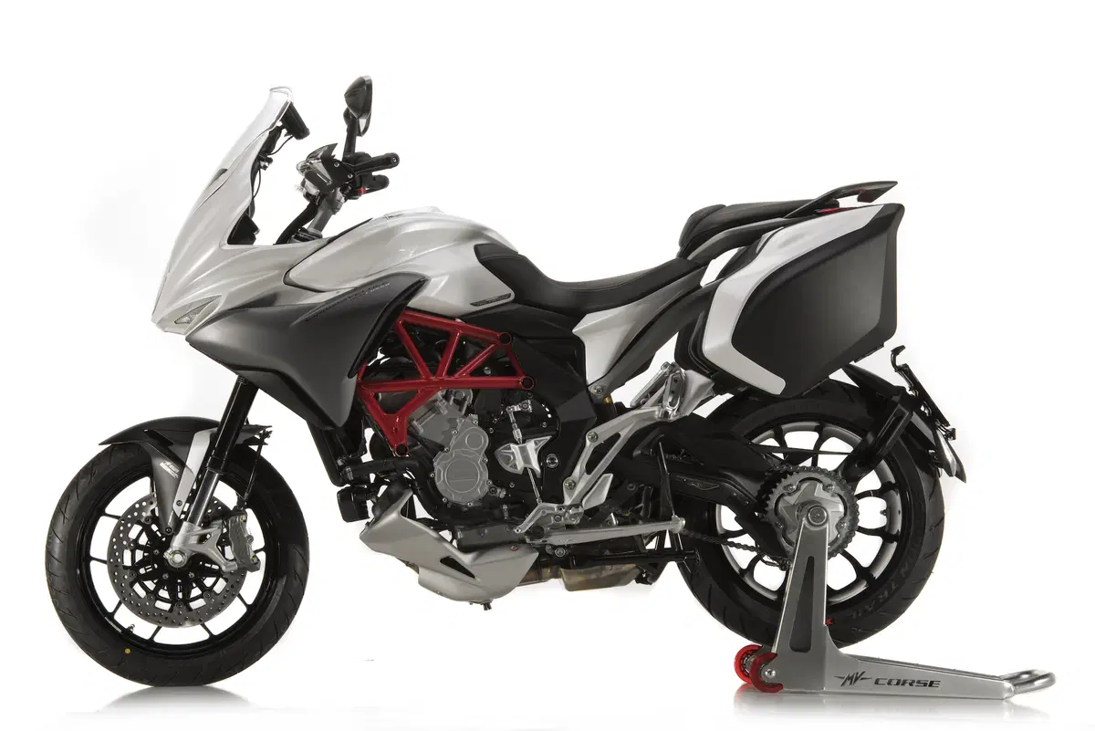 MV Agusta Turismo Veloce Lusso 800 (2)