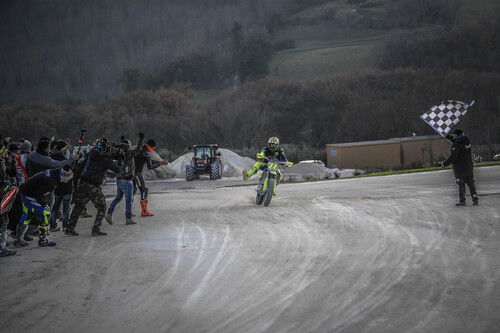 Morbidelli e Pasini vincono la 100 km dei Campioni al Ranch di Rossi (3)