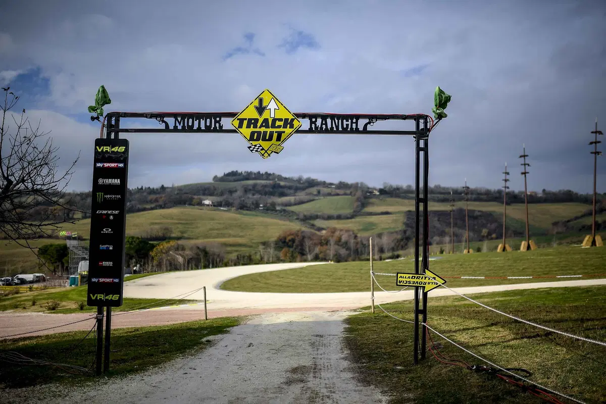 Morbidelli e Pasini vincono la 100 km dei Campioni al Ranch di Rossi (22)